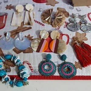 7 Colorful Statement Earrings Set & A Bracelet